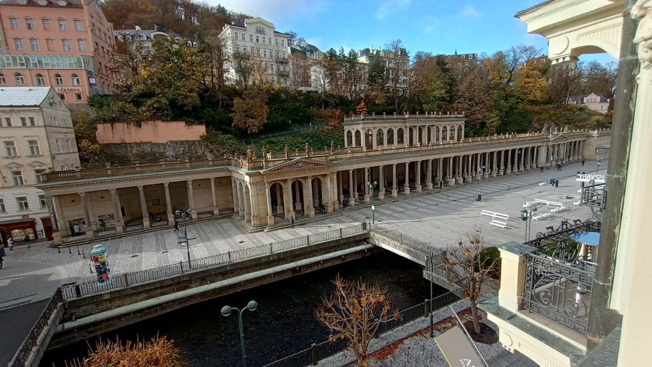 Apartments Stubsi With Colonnade View Karlovy Vary Bagian luar foto